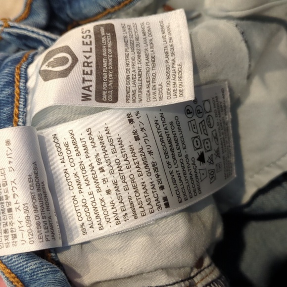 Levi's Wedgie Denim Jeans - Picture 5 of 5